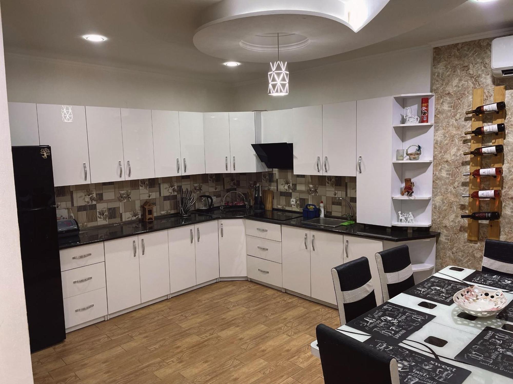 Lilu Apartment Telavi Bagian luar foto