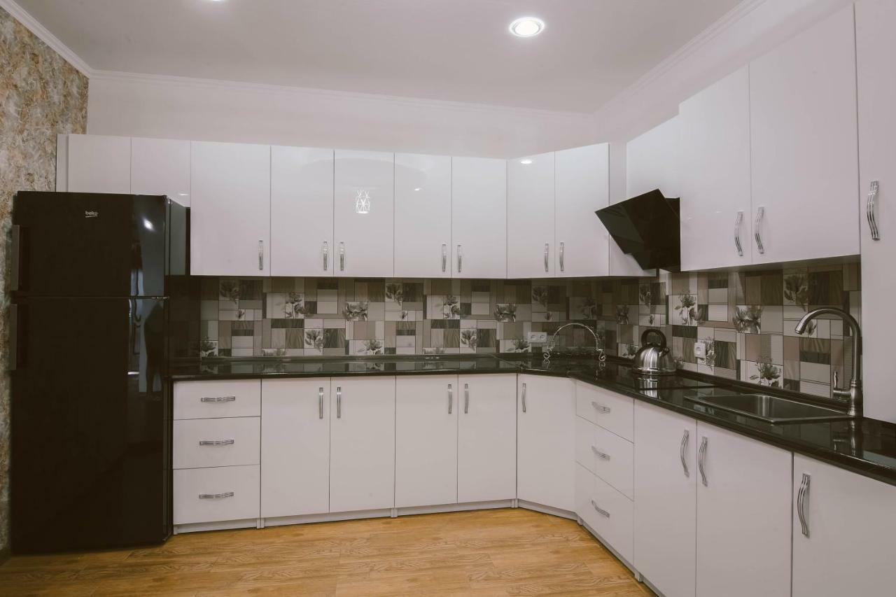 Lilu Apartment Telavi Bagian luar foto