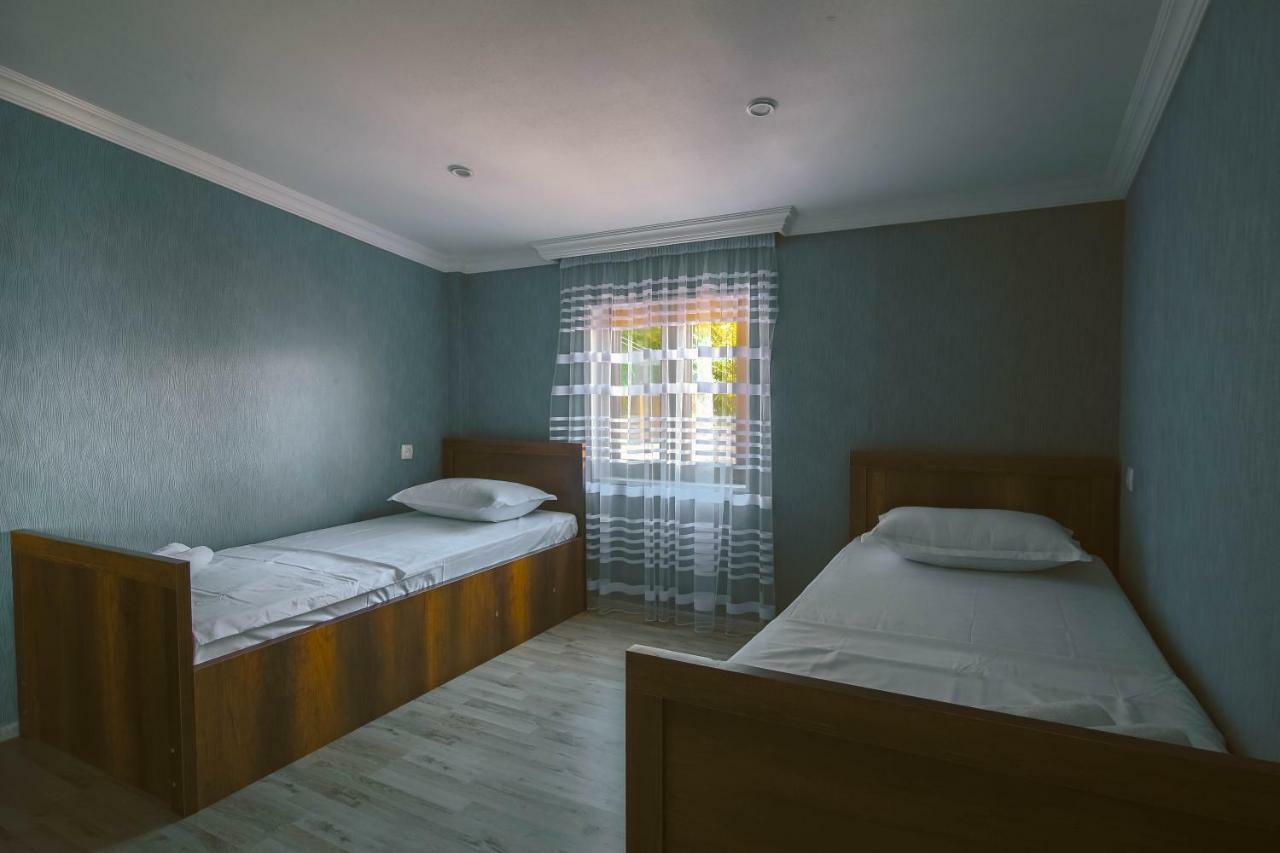 Lilu Apartment Telavi Bagian luar foto