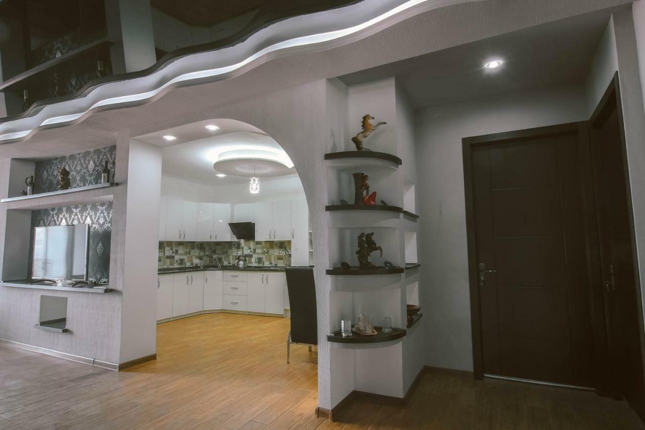 Lilu Apartment Telavi Bagian luar foto
