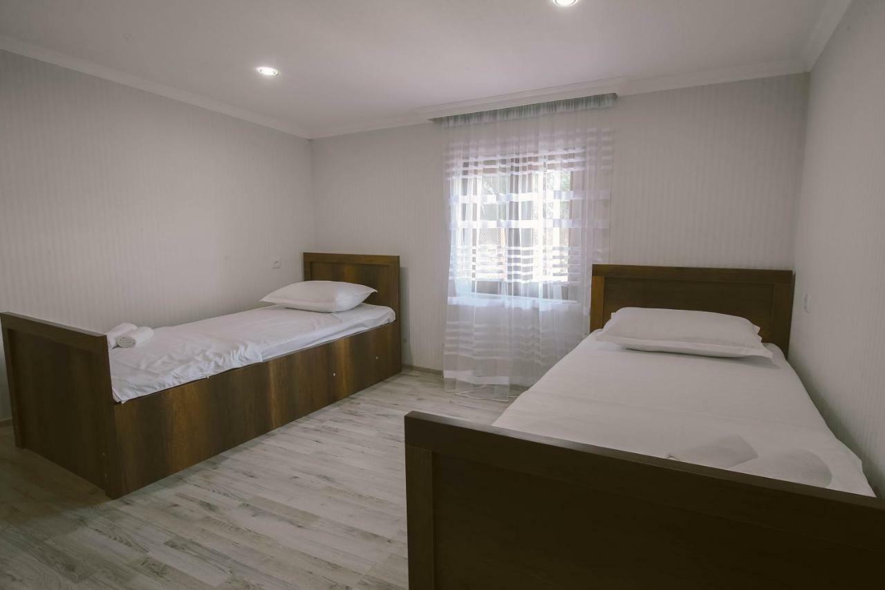 Lilu Apartment Telavi Bagian luar foto